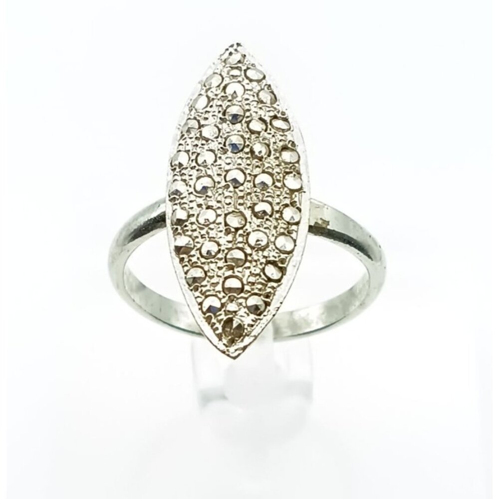 Vintage Marquise Statement Ring with Intricate Detailing & Textured Finish